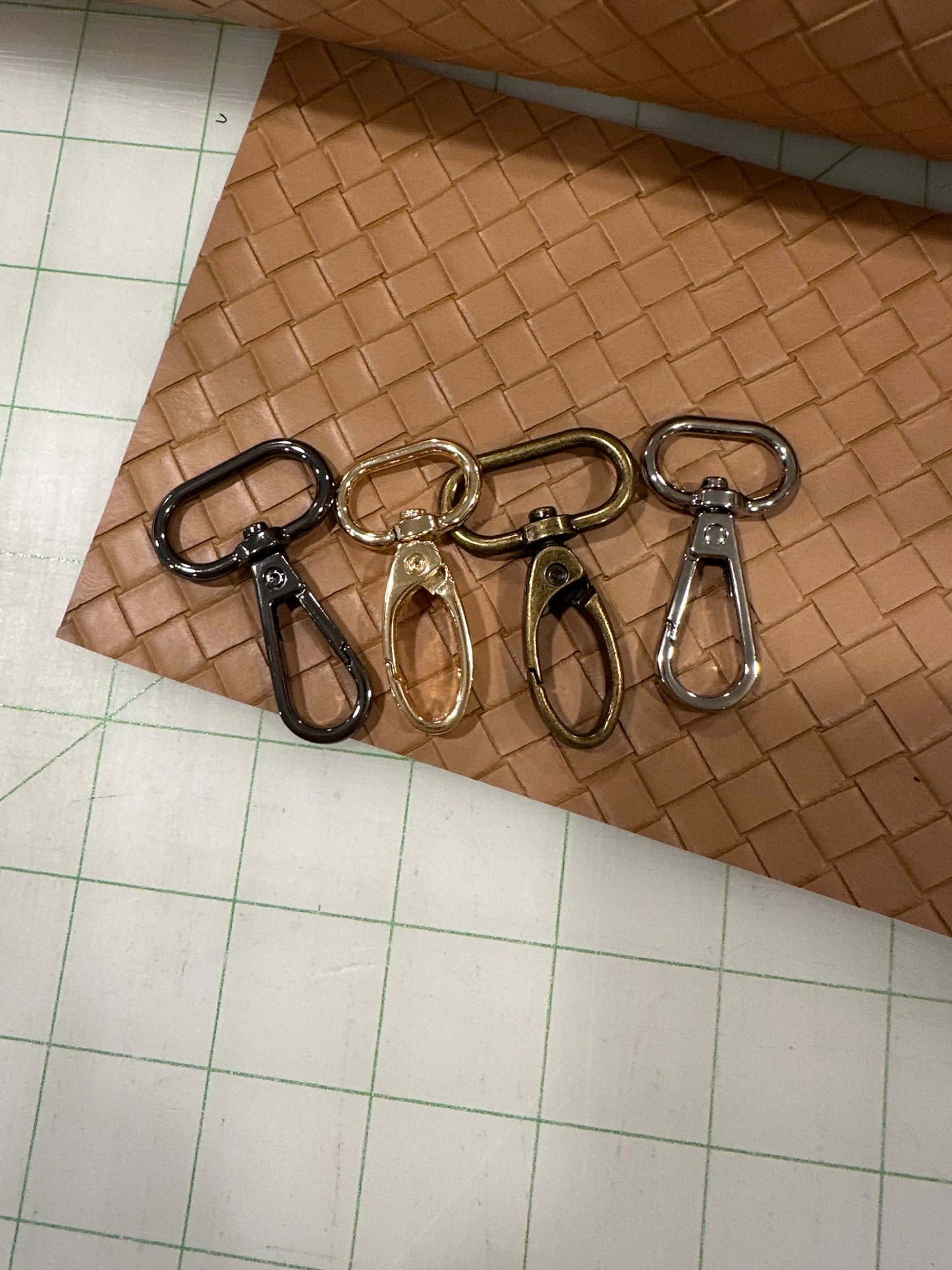 LaJolla Crescent Bag